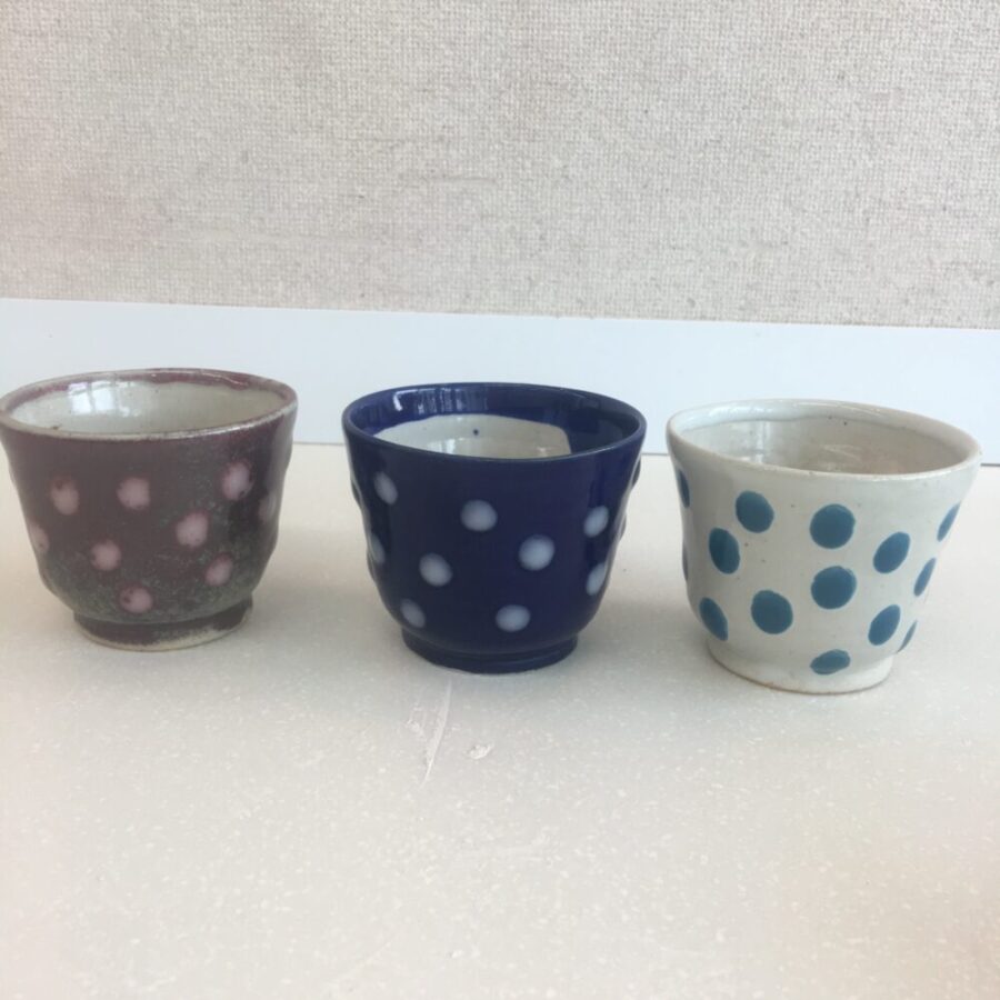 釉薬であそぶ 水玉模様のぐい呑3種 Pottery Yuyaku 陶芸ラブ